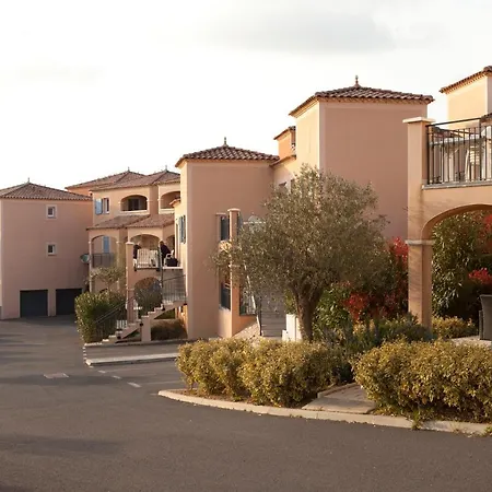 Village D'oc Golf De By Popinns