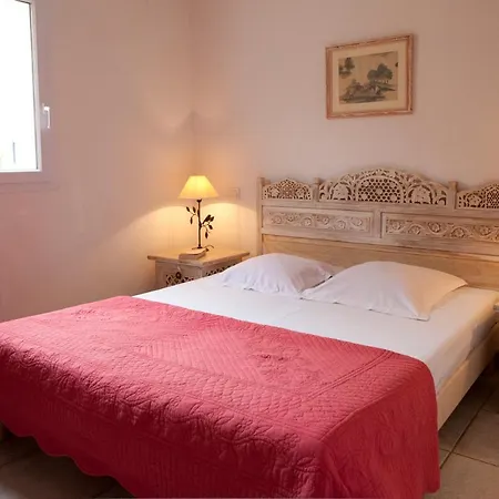 Aparthotel Village D'oc Golf De By Popinns