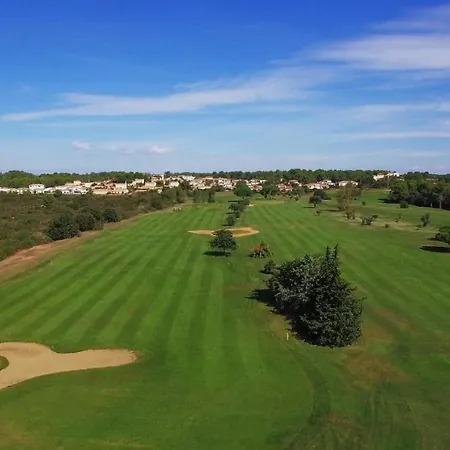Aparthotel Village D'oc Golf De By Popinns 3*