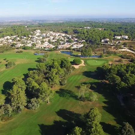 Village D'oc Golf De By Popinns 3*