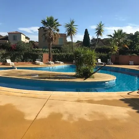 Village D'oc Golf De By Popinns